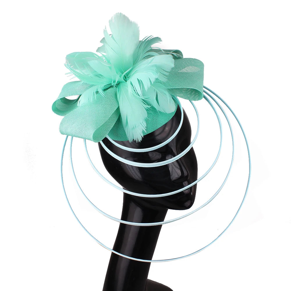 Elegant Crinoline Feather Fascinator