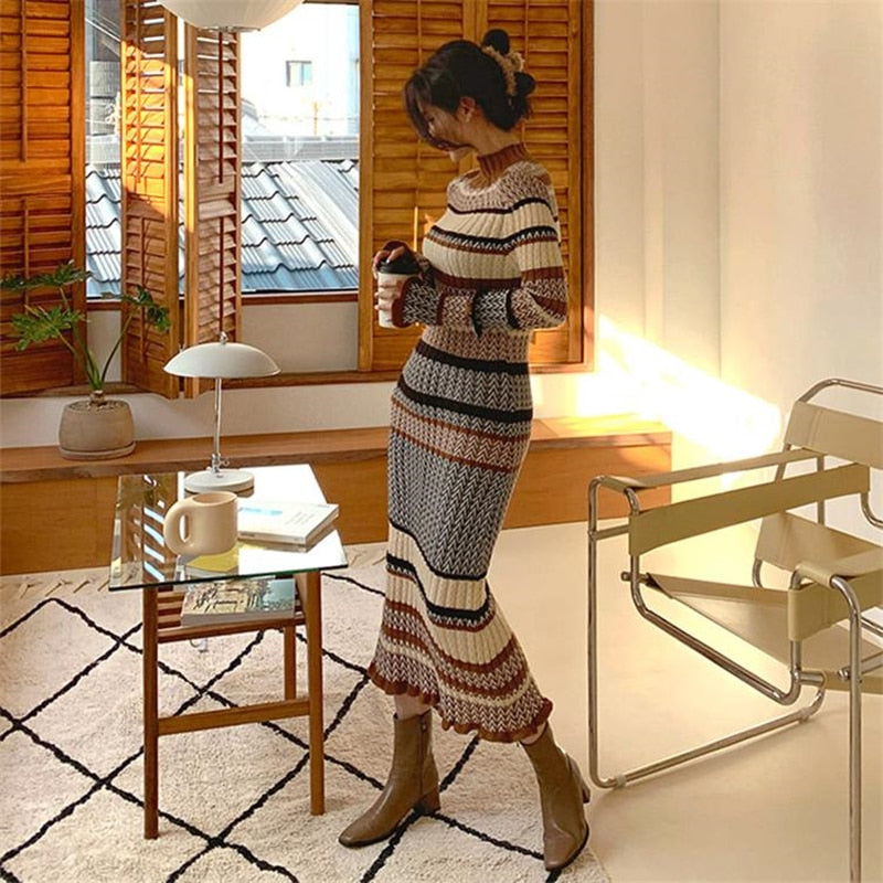 Gentle Wind Striped Waist Long Knitted Dress