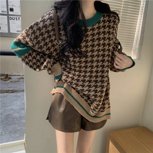 One Size Round Neck Pullover Top Knitted Sweater