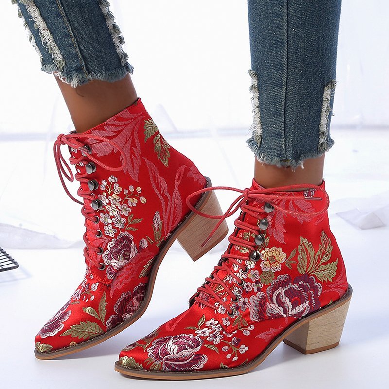 Retro Women Boots Embroider Ethnic Ankle Boots Lace Up Pointed Toe Flat Heel Shoes