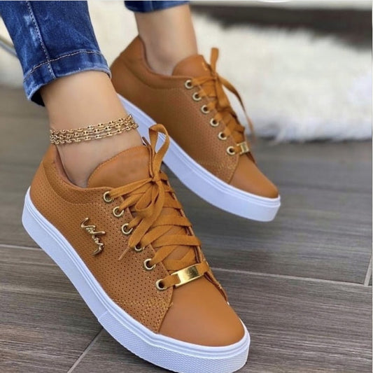 Sneakers Casual Sport Shoes PU Leather Metal Decor Lace up Sneakers