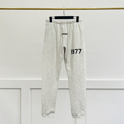 New 1977 Oversize Essentials Pants