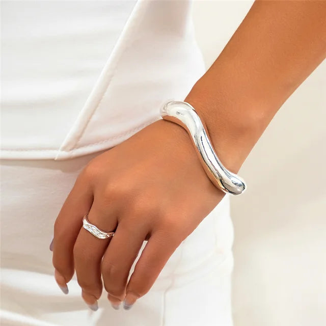 Neckalce bracelet Jewelry