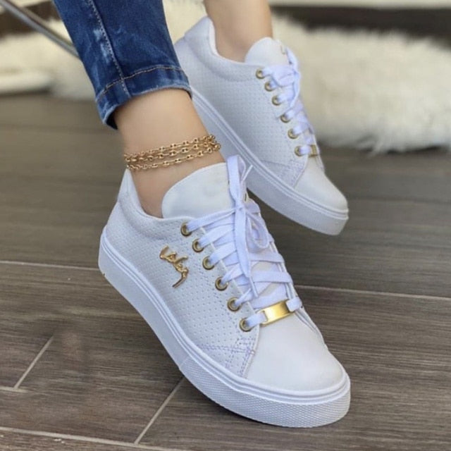 Sneakers Casual Sport Shoes PU Leather Metal Decor Lace up Sneakers